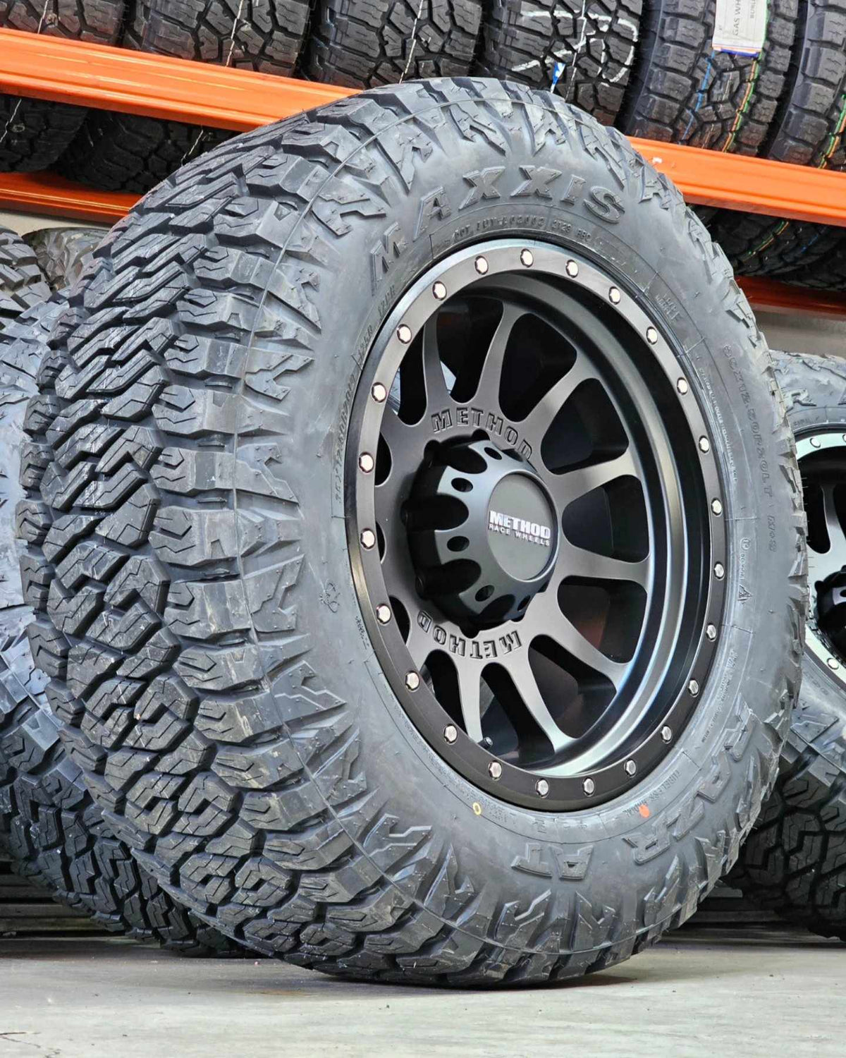 Maxis Razor At811 MAXXIS RAZR AT811 – Gas Wheels & Tyres
