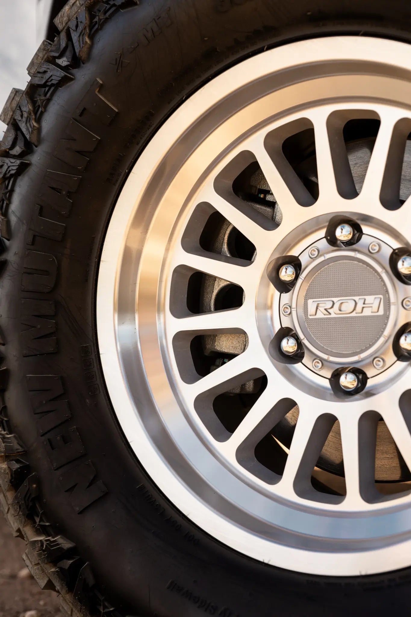 ROH APOLLO Machine – Gas Wheels & Tyres