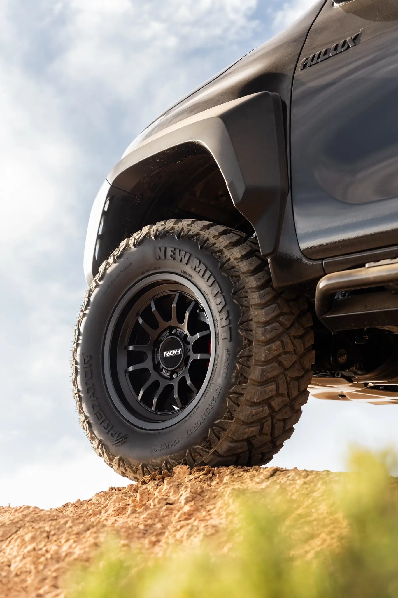 ROH ARC Matt Black – Gas Wheels & Tyres