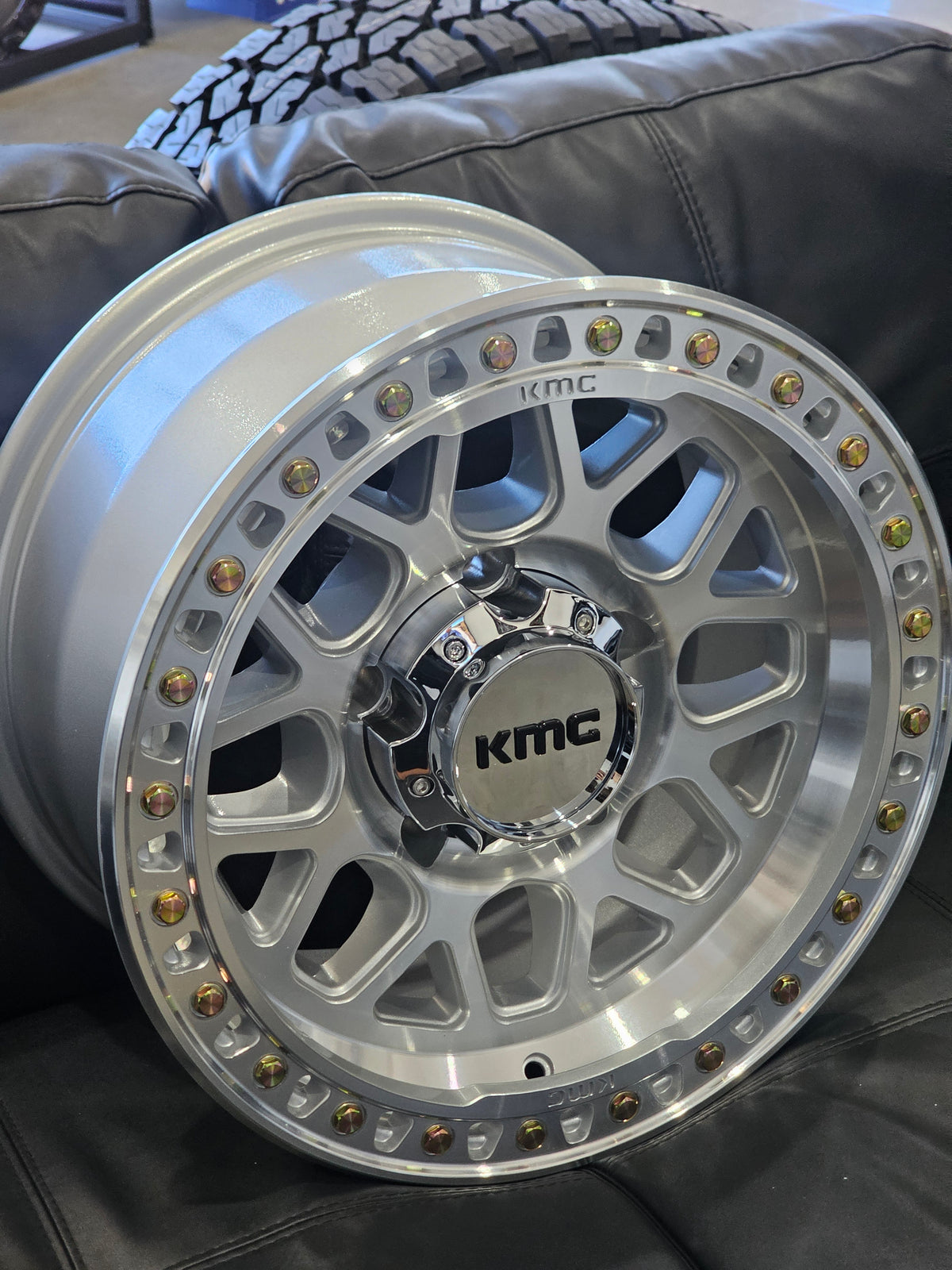 Chormed Kmc Rims KMC GRS KM549 Gloss Silver Machine Face – Gas Wheels & Tyres